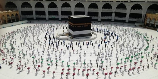 Ka'bah Makin Sepi, Biasanya 2,5 Juta Jamaah Berhaji, Kini Hanya 60.000 Orang