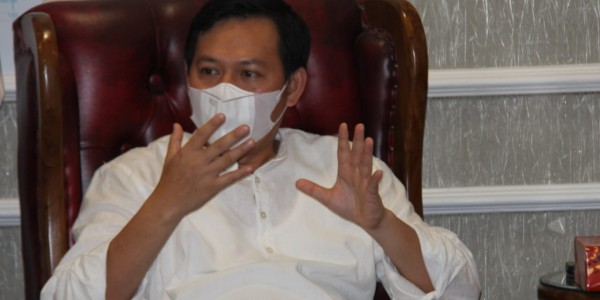 Pandemi Mengganas, Sultan Minta Pemerintah Libatkan Siti Fadilah Supari