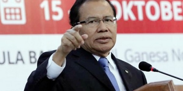 RR: Sejak Awal Pemerintah Mencla-mencle Tangani Pandemi, Cuma Gonta-ganti Istilah 