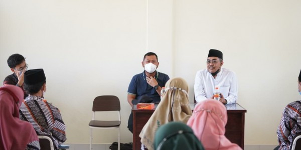 Di Ponpes Sunanul Muhtadin, Jazilul: Jadikan Iempat Ini Sebagai Ladang  Mendidik