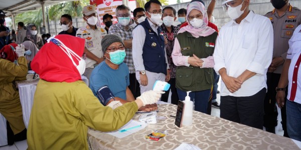 Teten Yakin Ekonomi Bisa Pulih Asal Program Vaksinasi Dipercepat