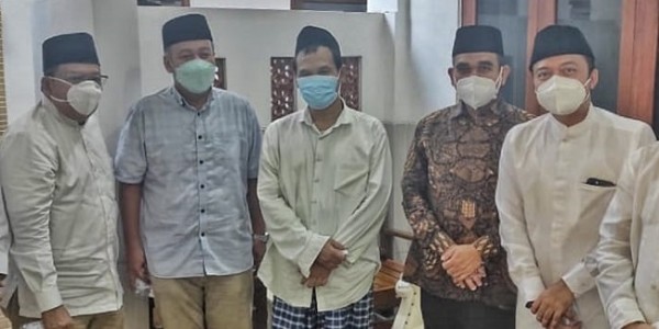 Ngaji Bareng Gus Baha: Jangan Jadi Bangsa yang Saling Menyalahkan