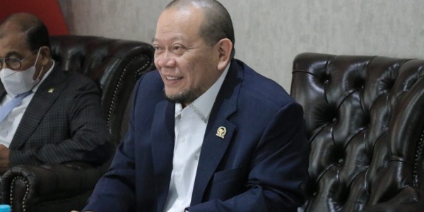 Ketua DPD RI Apresiasi Pemberdayaan Ekonomi Perempuan di Jatim Saat Pandemi