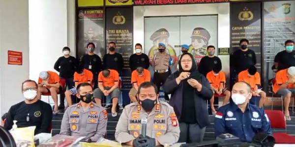 Diproduksi di Apartemen, Polisi Tangkap Sembilan Pelaku Perederan Tembakau Sintetis