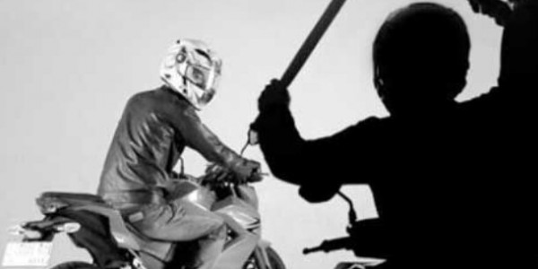 Ustaz di Bekasi Jadi Korban Begal, Pinggang Ditebas Celurit