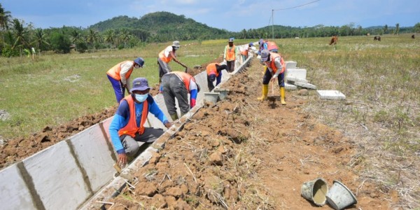 Realisasi Program Padat Karya Tata Guna Irigasi Kementerian PUPR Capai Rp2,4 Triliun