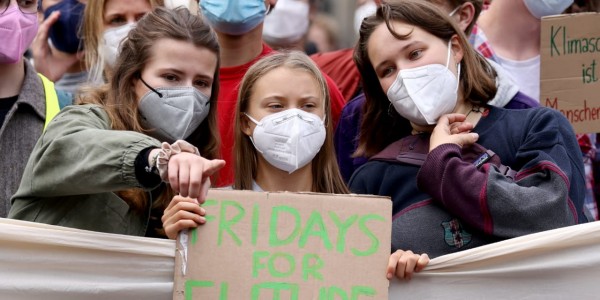 Ribuan Orang Gabung dalam Aksi Global Climate Strike di Seluruh Dunia