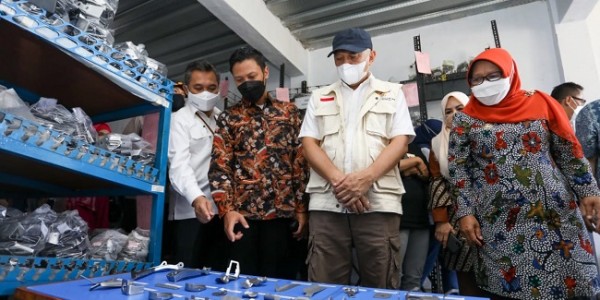 Teten: Kita Jangan Lagi Impor Alat Kesehatan dan Pertanian 
