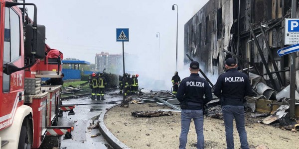 Pesawat Pribadi Tabrak Gedung Kosong, Miliarder Rumania Bersama Istri dan Anaknya Tewas