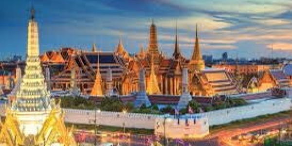 Selain Tempat Pariwisata, Thailand Akan Buka Hiburan Malam untuk Turis Asing