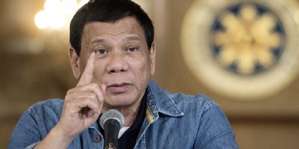 Penolak Vaksin di Filipina Akan Disuntik Saat Tidur