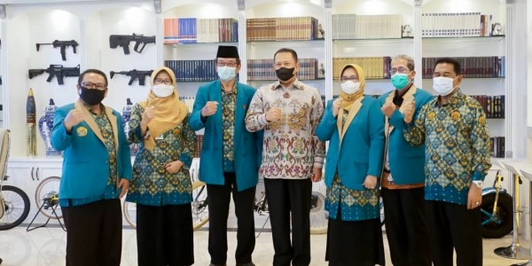 Dihadapan Pengurus Persatuan Guru Madrasah Ketua MPR RI Minta Pemerintah untuk Ini
