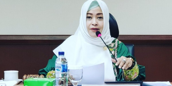 Meresahkan, Senator Desak Pemerintah Bentuk Tim Khusus Berantas Pinjol Ilegal