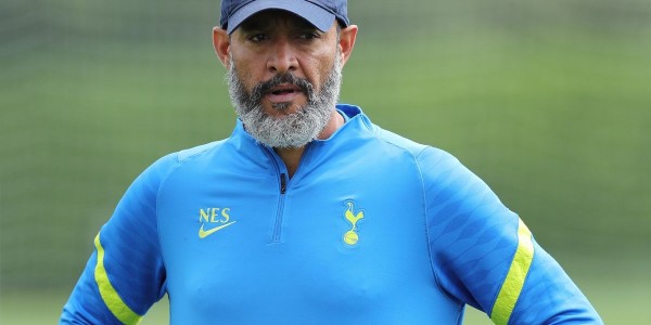 Pelatih Tottenham Pusing, Dua Pemain Positif Covid-19 Lainnya Cidera