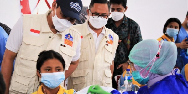 Sambut KTT G20 di Indonesia Timur, LPDB-KUMKM Gelar Vaksinasi di Labuan Bajo