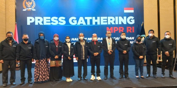 Syarief Hasan Sebut Peran Penting Wartawan Sampaikan Pandangan MPR Secara Utuh
