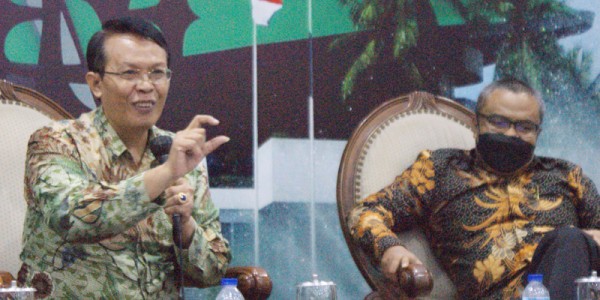 Forum Legislasi "Menyoal Aturan Penumpang Pesawat Wajib PCR"