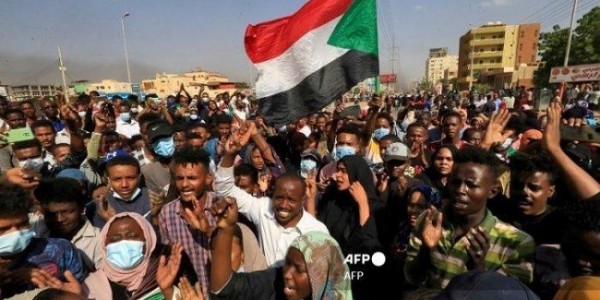 Unjuk Rasa Kudeta Militer di Sundan Tewaskan 7 Orang, Ratusan Lainnya luka-luka