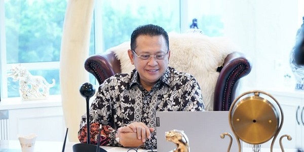 Bamsoet Raih Teropong Democracy Award 2021 Kategori National Figure