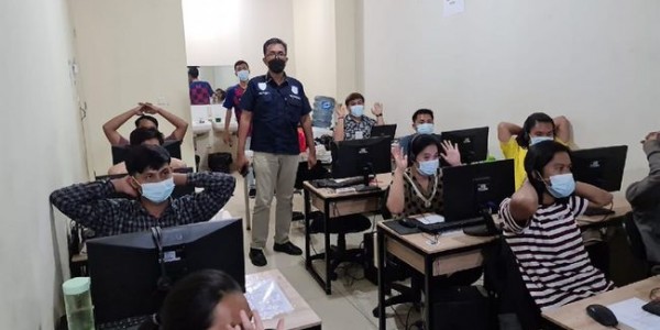 Gawat! Kemenkop Temukan 20 Koperasi Pinjol Ilegal dalam Satu Gedung