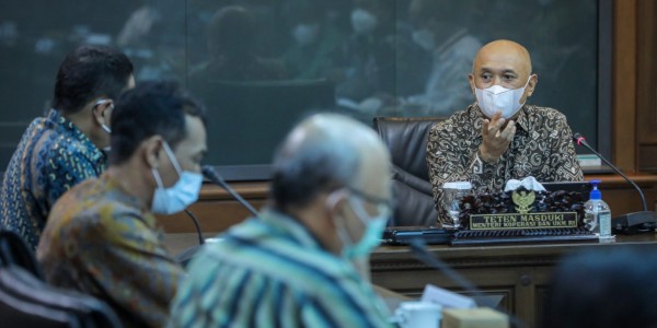 Kemenkop Pastikan Percepat Terbitkan Perizinan Berusaha dan Sertifikasi Produk UMKM