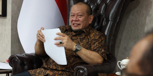 Ketua DPD RI Sambut Baik Rencana Pemerintah Terbitkan UU Fintech