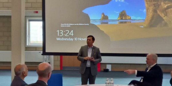 Diundang Loughborough University, DPD RI Jelaskan Relasi Islam dan Demokrasi Indonesia