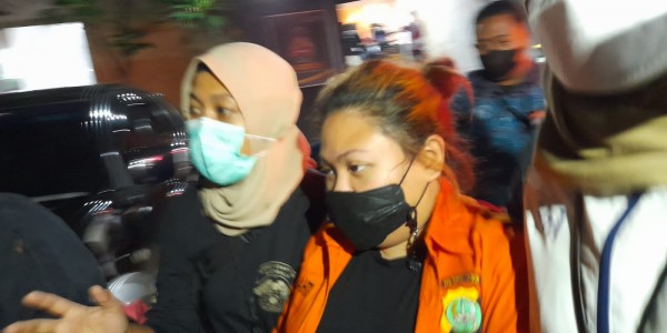 Dicecar 46 Pertanyaan, Anak Nia Daniaty Resmi Ditahan Terkait Penipuan CPNS