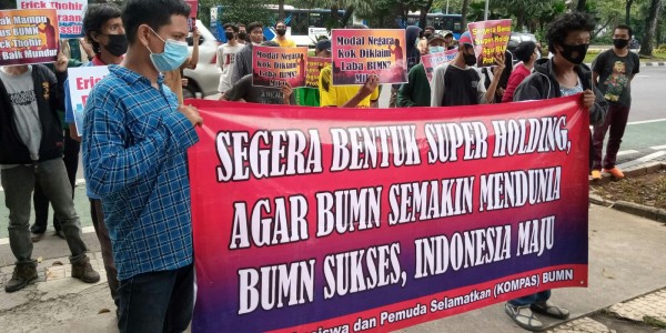 Erick Thohir Dinilai Tak Peka Soal Keinginan Jokowi Bentuk Super Holding BUMN