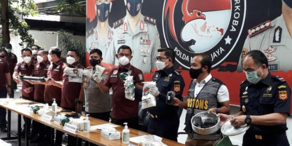 Bola Hingga Sparepart Kendaraan Jadi Alat Selundupkan Puluhan Kilo Narkoba dari Luar Negeri