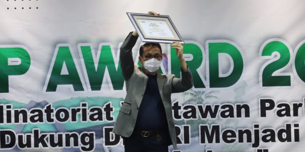Raih Penghargaan Legislator Visioner dan Inovatif, Herman Hery: Motivasi Bagi Saya Tetap Berkiprah