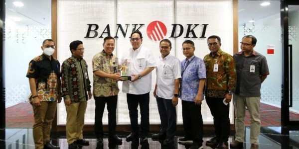 Bank DKI Salurkan Modal Kerja PT Rajawali Nusantara Indonesia