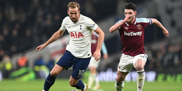 Habisi West Ham 2-1, Tottenham Lolos Semifinal Piala Liga Inggris