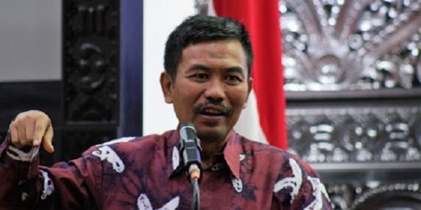Jika PT 0 Persen Diterapkan, Guru Besar Fisip Unair: Presiden Bisa Jadi Bulan-Bulanan Parlemen!