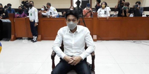 Gaga Muhammad Dituntut 4,6 Tahun Bui dan Denda 10 Juta