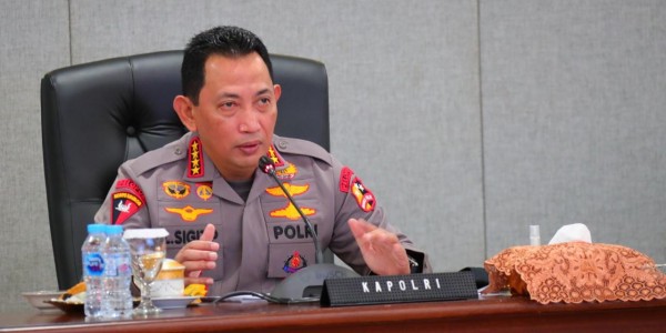 Gelar Anev, Kapolri Instruksikan Jajaran Jangan Enggan Temui Warga dan Jaga Kepercayaan Publik