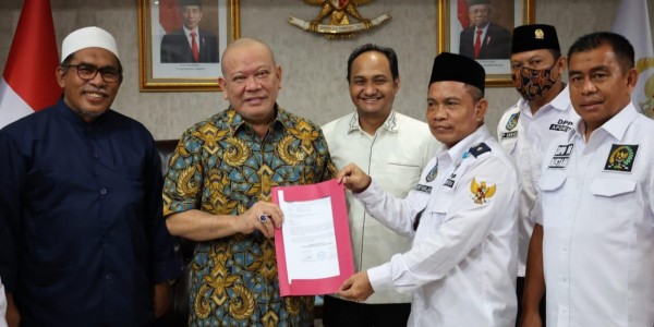 Sikapi Peraturan Menteri Keuangan, APDESI Minta Dukungan Ketua DPD RI