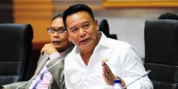 Kajati Bicara Bahasa Sunda Diminta Dipecat, TB Hasanuddin: Memangnya Itu Kejahatan?