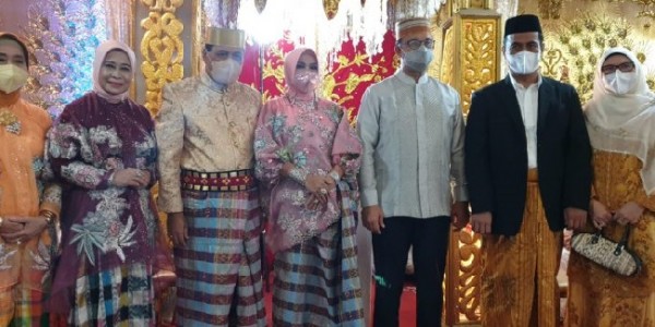 Ray: Realistis, Golkar Mulai Lirik Anies