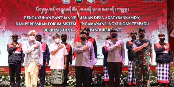 Jaga Kekayaan Desa Adat di Bali, Kapolri Kukuhkan Bankamda dan Sipandu Beradat