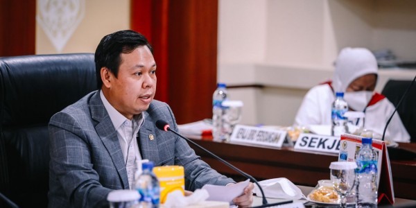 Sultan Dorong Agenda Literasi Keuangan Masuk dalam Kurikulum Sekolah