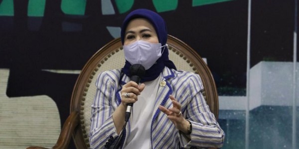 Tak Hanya Stabilitas Harga, Intan Fauzi: Pasokan Minyak Goreng di Pasaran Harus Tersedia