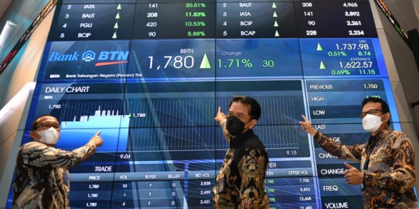 HUT BTN 72. Saham Dibuka Menguat Hampir 3%
