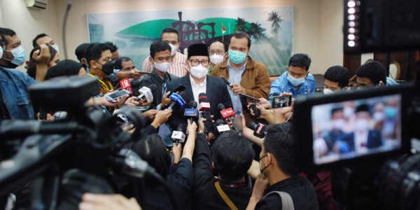 Wakil Ketua DPR  Muhaimin Iskandar usulkan NU - Muhammadiyah Mendapat  Hadiah Nobel Perdamaian