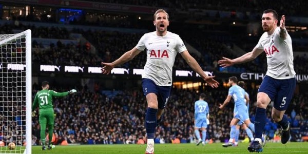 Harry Kane Bawa Tottenham Menang Dramatis Atas City