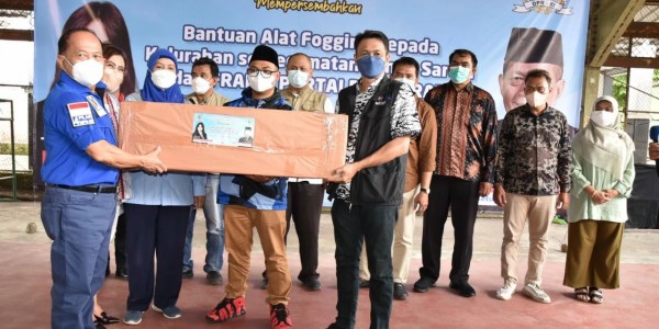 Wakil Ketua MPR Berikan Bantuan Alat Fogging Kepada Warga Bogor
