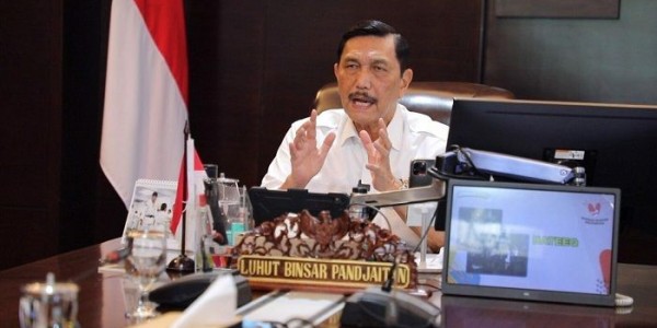 Bikin Gaduh, Presiden Jokowi Ditantang Berani Copot Menko Luhut