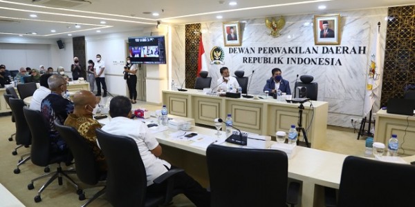 Raker Dengan Mendag, Komite II DPD RI Pertanyakan Kelangkaan Minyak Goreng