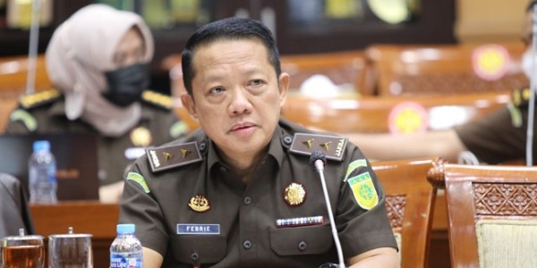 Di Hadapan Komisi III DPR, Jampidsus Jelaskan Penanganan Korupsi Gunakan Metode 'Follow The Money'