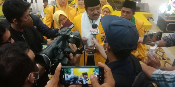 Dilantik Menjadi Ketua Umum DPP Satkar Ulama, Idris Laena: Kita Akan Menjembatani Kepentingan Ulama Dan Umara